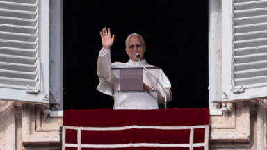 O coração de Jesus pulsa por todos, justos e injustos, afirma Papa