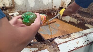 Prefeitura de SP recolhe óleo de cozinha usado e transforma em sabão