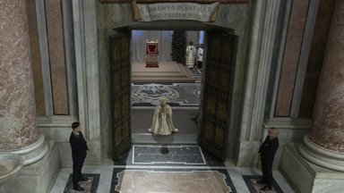 Portas do Jubileu seladas, mas ‘o coração de Cristo está sempre aberto’