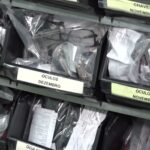 Acompanhe o desafio diário dos achados e perdidos nos trens de SP