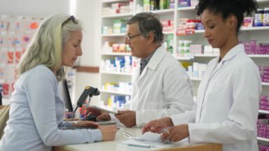 CFM rejeita decisão que autoriza enfermeiros a receitar antibióticos