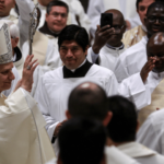 Papa aos consagrados: sejam fermento de paz e sinal de esperança