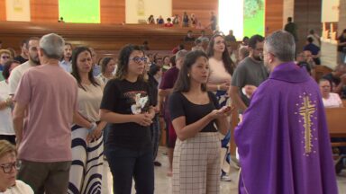Missa de cinzas reúne fiéis no Santuário do Pai das Misericórdias