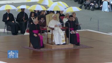 Papa faz reflexão sobre a origem e a constituição do Povo de Deus