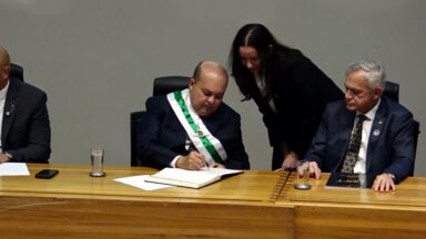 Mais da metade dos governadores deve renunciar para as eleições