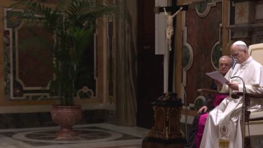 Papa afirma que a teologia deve estar a serviço da missão da Igreja