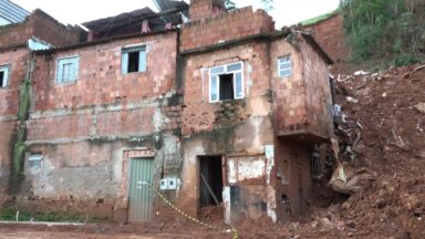 Tragédia na Zona da Mata reforça apelo por moradia digna