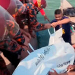 Mergulhadores buscam corpos após ônibus cair em rio de Bangladesh