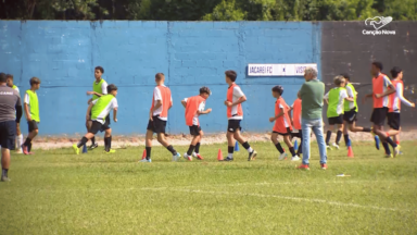 Jovens participam de 