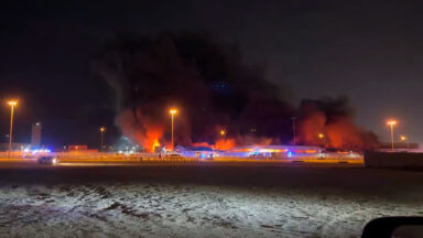 Preço do barril do óleo dispara; Trump afirma que haverá mais ataques