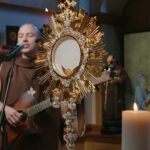 Rosário às 4 da Manhã reúne multidões em experiência de fé e conversão