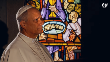 Em abril, Papa pede orações pelos sacerdotes em crise