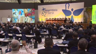 Cerimônia de abertura da Assembleia Geral reúne bispos em Aparecida