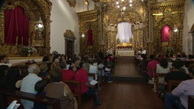 Veja como foi a celebração da Vigília Pascal na cidade de Tiradentes