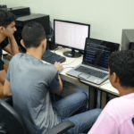 Veja como o trabalho contribui com desenvolvimento de jovens