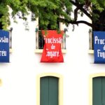 Reportagem acompanha os bastidores da procissão do fogareu