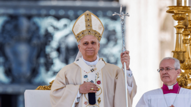 Papa: “em Cristo ressuscitado, uma nova criação é possível todos os dias”