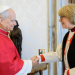 Papa recebe arcebispa da Cantuária: “trabalhar para superar diferenças