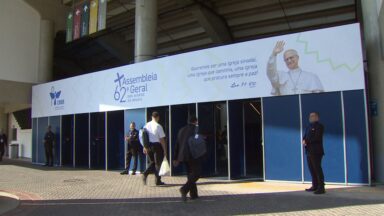 Bispos aprovam novos textos litúrgicos que serão utilizados no Brasil