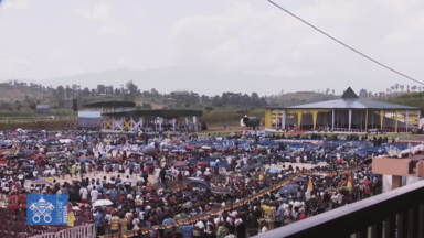 Papa visita Bamenda, local de Camarões devastado pela violência