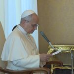 Papa ressalta a caridade como essência da vida cristã