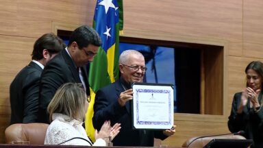 Dom Josafá Menezes recebe título de cidadão sergipano