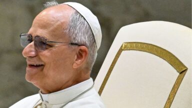 Na Igreja, servir é ser membro ativo do Corpo de Cristo, diz Papa