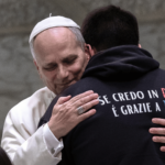 Jovens recordam eleição de Leão XIV e apontam virtudes do Papa