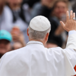 Papa: Igreja não anuncia a si própria, mas aponta para salvação em Jesus