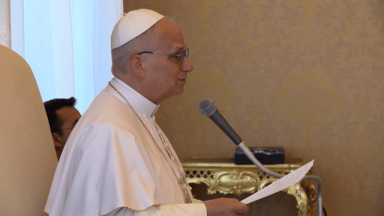 Socorrer pessoas vulneráveis é uma questão de justiça, afirma Papa