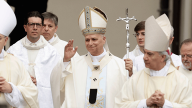 Papa: que o Deus da paz toque os corações pela intercessão de Maria