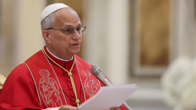 Papa em Acerra: 