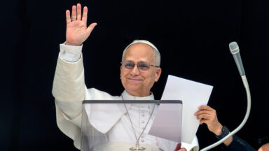 Papa no Regina Caeli: 'É o amor de Jesus que gera amor dentro de nós'