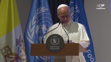 Papa critica gastos com guerras e pede foco no combate à fome