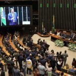 Debate sobre o fim da escala 6x1 volta ao Congresso Nacional