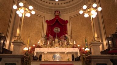 No RJ, centenário da Adoração Perpétua reúne fiéis na Igreja de Sant’Ana