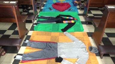 Tapete de Corpus Christi feito com roupas gera solidariedade