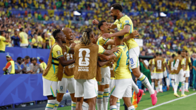Brasil vence Escócia e confirma classificação na liderança do grupo C
