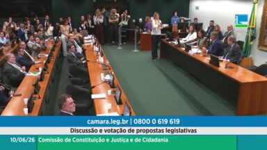 Comissão da Câmara aprova redução da maioridade penal para 16 anos