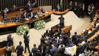 Projeto de lei que criminaliza a misoginia avança entre deputados