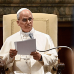 Muitos buscam apagar Deus da vida pública e da cultura, alerta Papa
