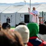 Papa: “todos somos migrantes e peregrinos a caminho da pátria celestial”