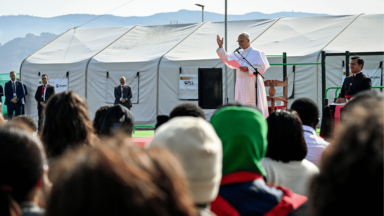 Papa: “todos somos migrantes e peregrinos a caminho da pátria celestial”