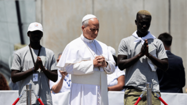 Papa sobre migrantes: mundo não pode se acostumar a contar os mortos