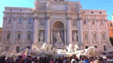 Moedas da Fontana di Trevi financiam ações de solidariedade