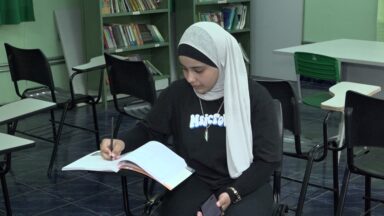 Estudante que saiu de Gaza vence olimpíada de matemática no Brasil