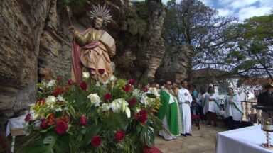 Missa encerra festa do padroeiro em São Thomé das Letras