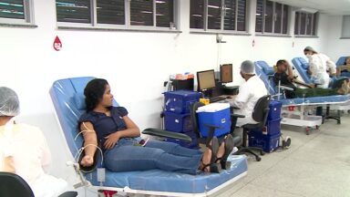 Doação de sangue reúne estudantes e profissionais de comunicação