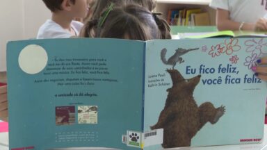 Peregrinos são convidados a doar livros para o Instituto Canção Nova
