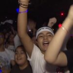 Jovens celebram a noite de música, alegria e encontro no sábado do PHN